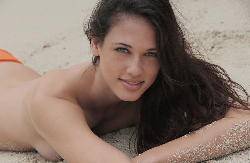 Елена, 22 года, 0 размер груди